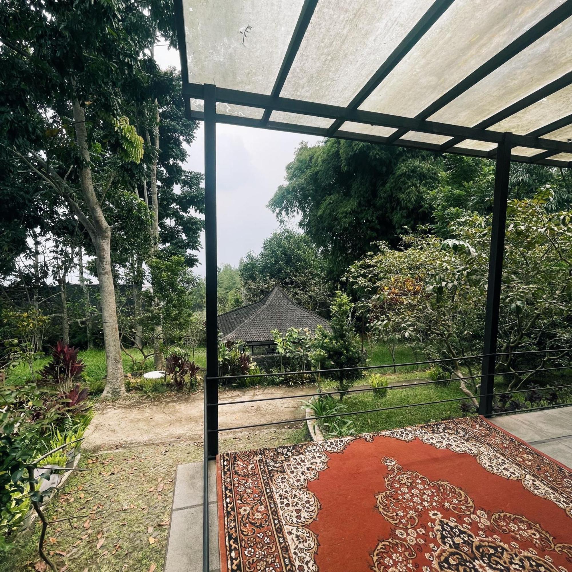 Wira Garden View & Big Garden For Bbq And Relax In Strategic Area Bandung